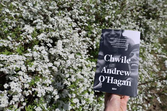 Chwile, Andrew O'Hagan