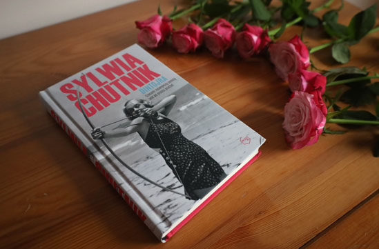 Dintojra, Sylwia Chutnik