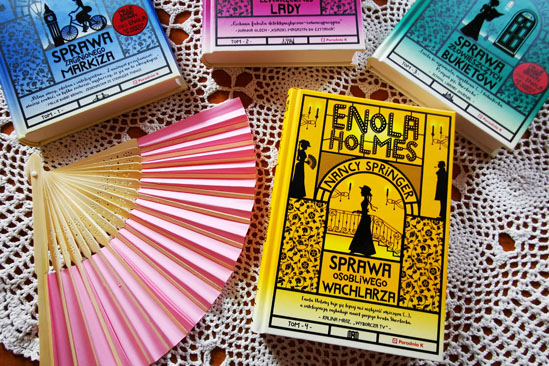 Enola Holmes. Sprawa osobliwego wachlarza, Nancy Springer