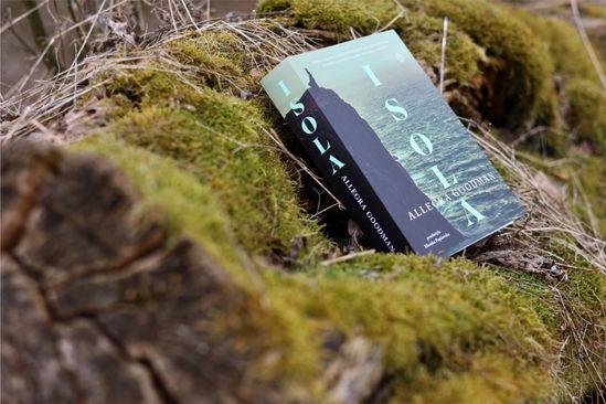 Isola, Allegra Goodman