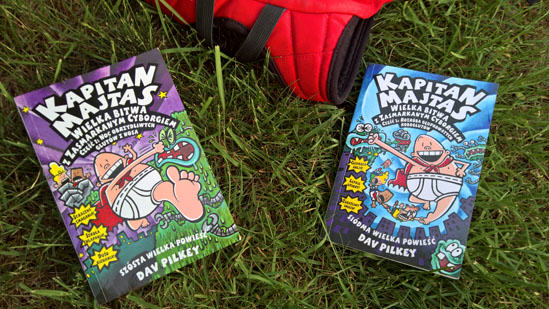 Kapitan Majtas. Wielka bitwa z zasmarkanym cyborgiem, Dav Pilkey