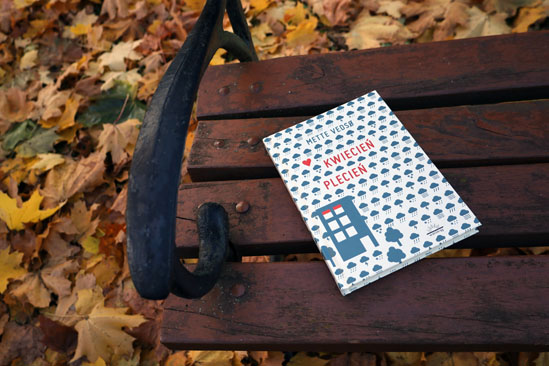 Kwiecień plecień, Mette Vedsø