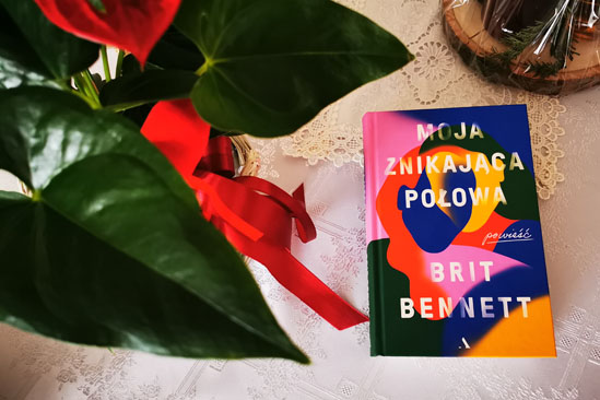 Moja znikająca połowa, Brit Bennett