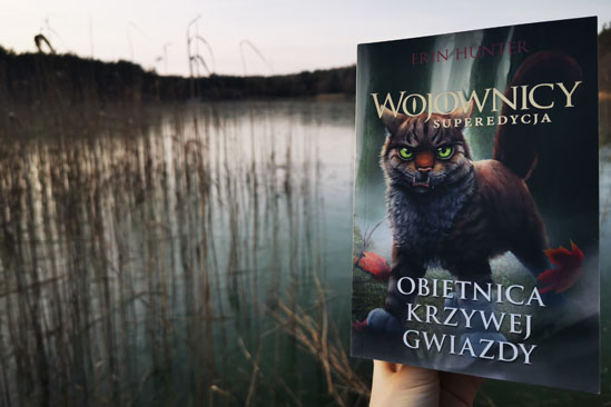 Obietnica Krzywej Gwiazdy, Erin Hunter