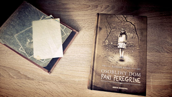 Osobliwy dom pani Peregrine, Ransom Riggs