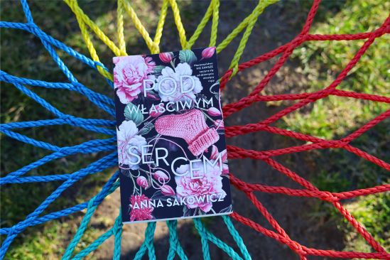 Pod właściwym sercem, Anna Sakowicz