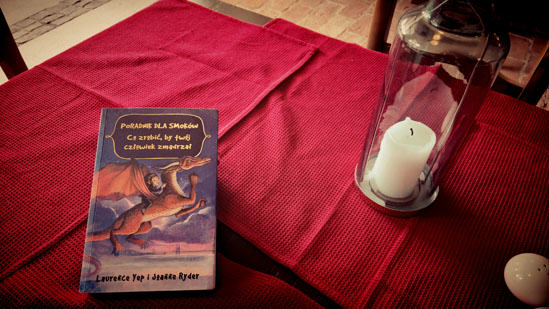 Poradnik dla smoków. Co zrobić, by twój człowiek zmądrzał, Laurence Yep, Joanne Ryder