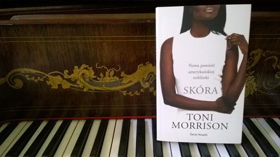 Skóra, Toni Morrison