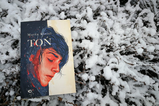 Toń, Marta Kisiel