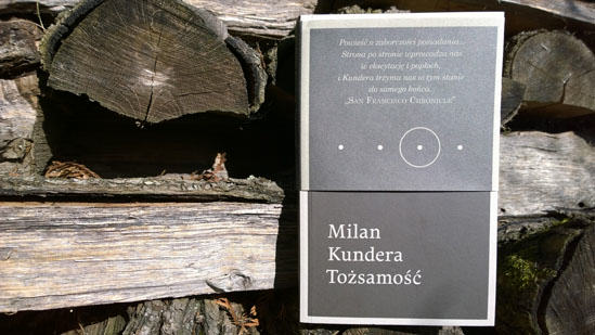 Tożsamość, Milan Kundera