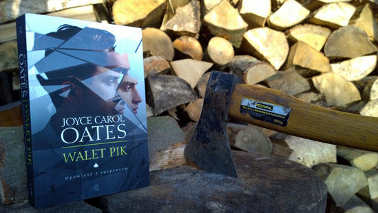 Walet Pik, Joyce Carol Oates