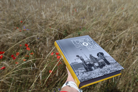 Z drugiej strony szkła, Anna Musiałówna