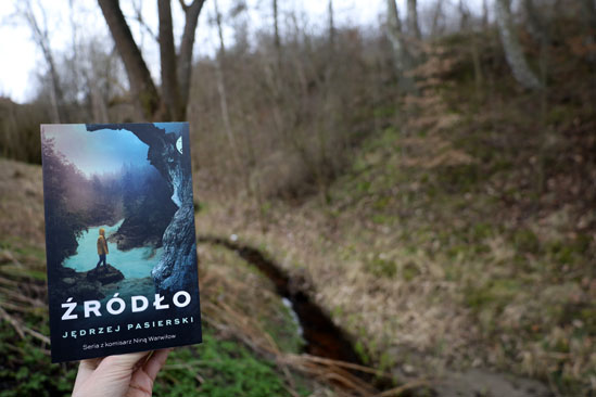 Źródło, Jędrzej Pasierski