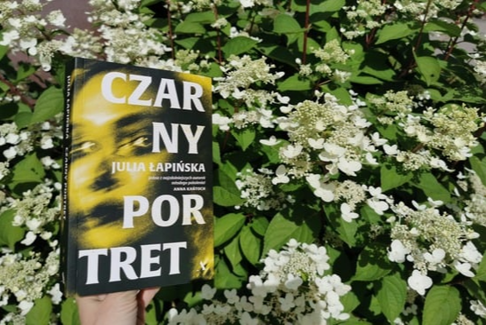 Czarny portret, Julia Łapińska